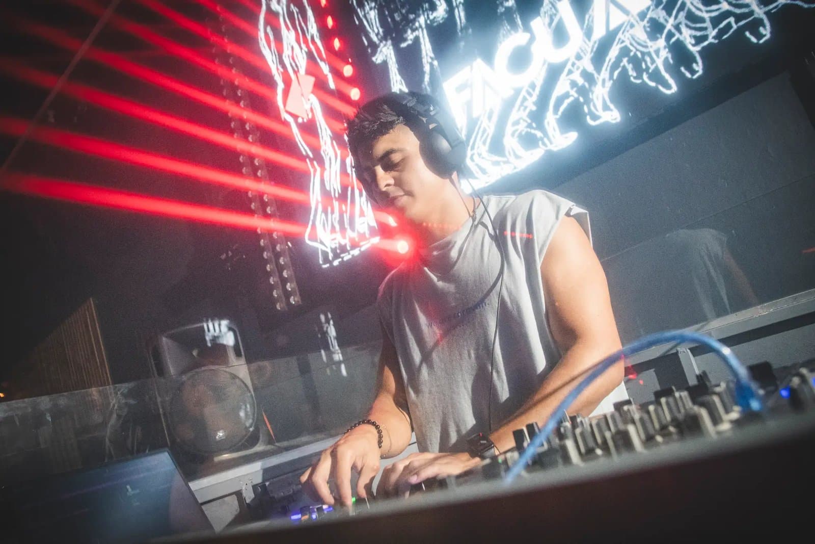 carousel-gallery-image-7